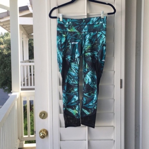 Athleta Napali mesh sonar capris - Picture 5 of 6